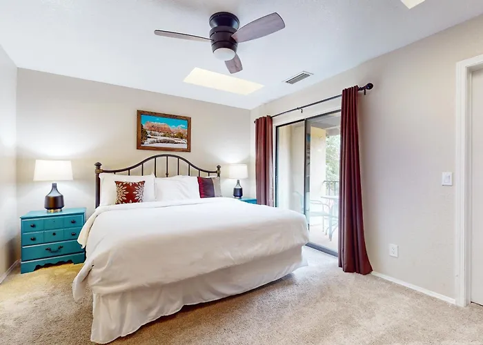 Golf On-site And Relax Poolside! Canyon Mesa Retreat Holiday home