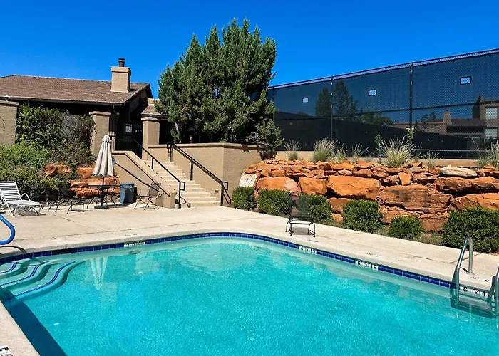 Golf On-site And Relax Poolside! Canyon Mesa Retreat