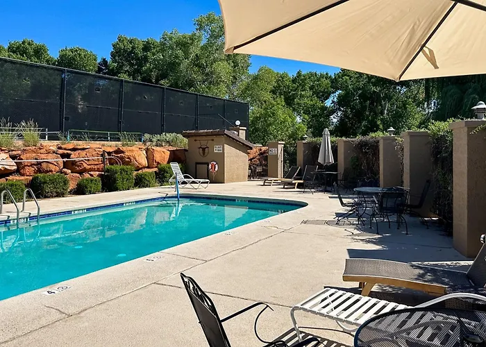 Holiday home Golf On-site And Relax Poolside! Canyon Mesa Retreat Oak Creek